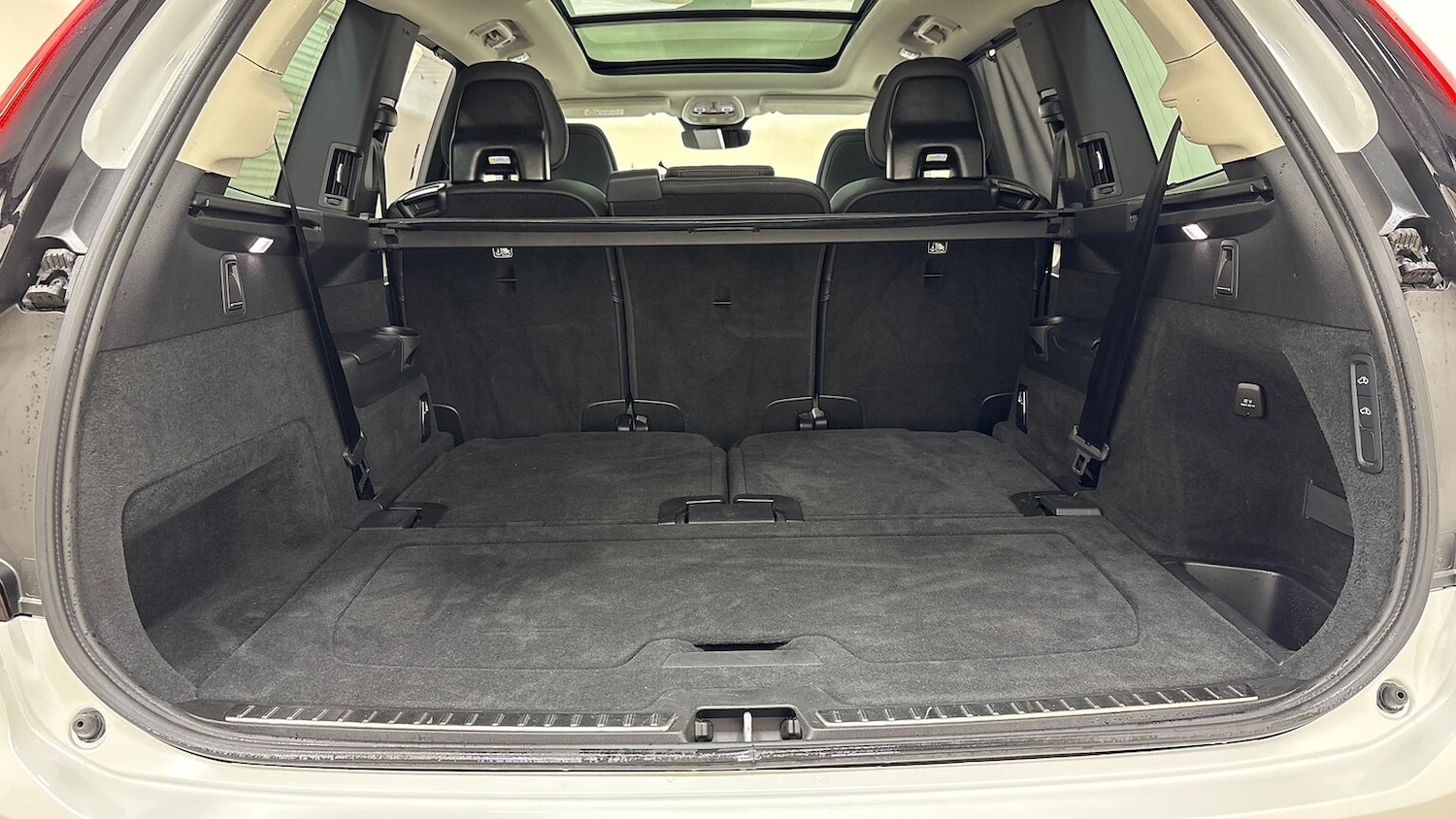 Used Volvo XC90 2025 for sale - 76941820: Photo 17