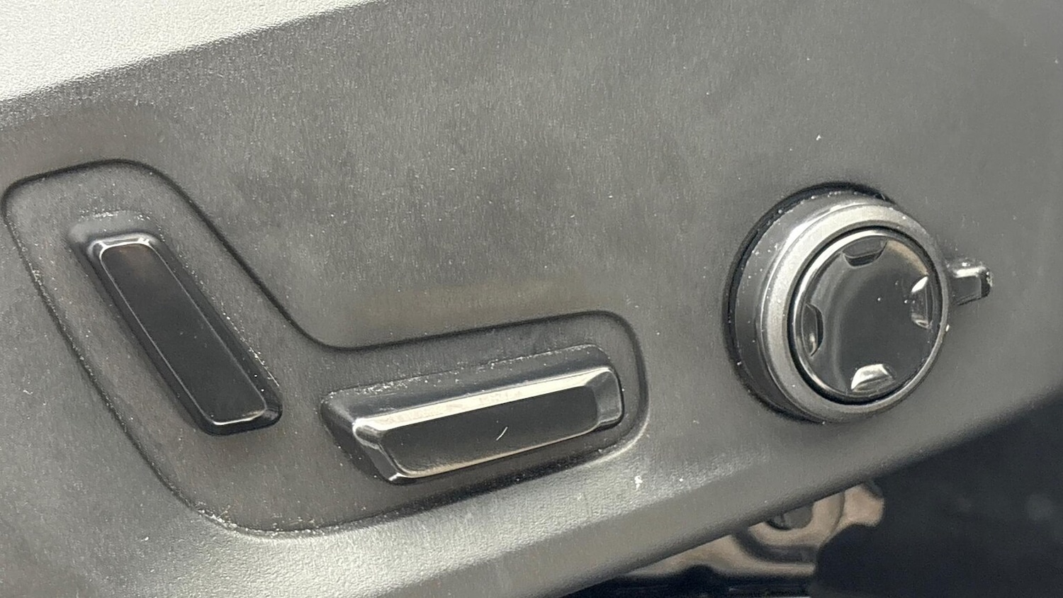 Used Volvo XC90 2025 for sale - 76941820: Photo 30