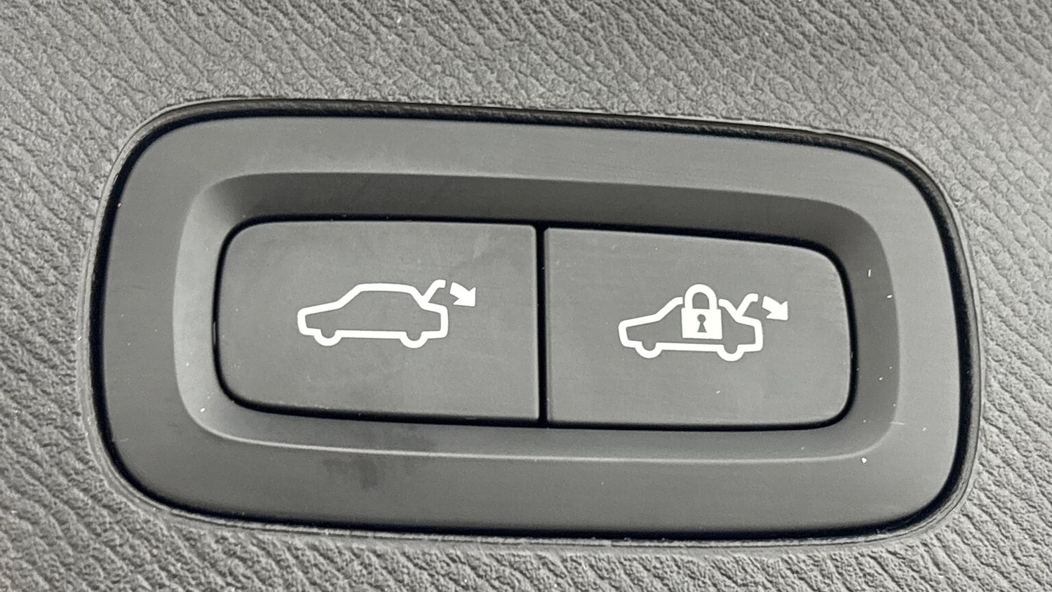 Used Volvo XC90 2025 for sale - 76941820: Photo 37