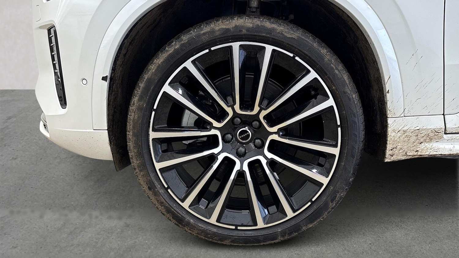 Used Volvo XC90 2025 for sale - 76941820: Photo 6