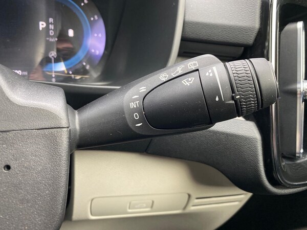 Used Volvo XC40 2022 for sale - 76236965: Photo 27