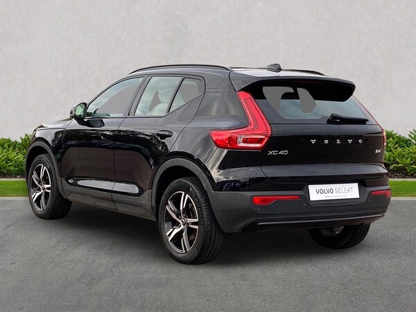 Used Volvo XC40 2022 for sale - 76236965: Photo 2
