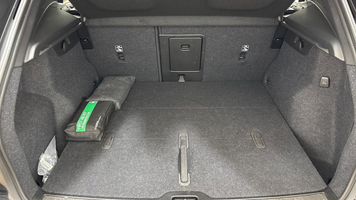 Used Volvo XC40 2024 for sale - 76422382: Photo 13