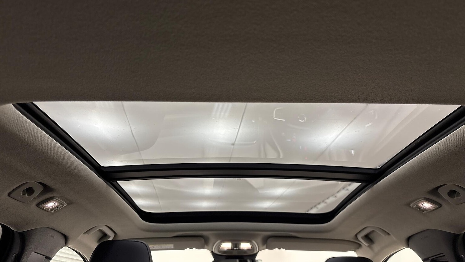 Used Volvo XC40 2024 for sale - 76422382: Photo 15