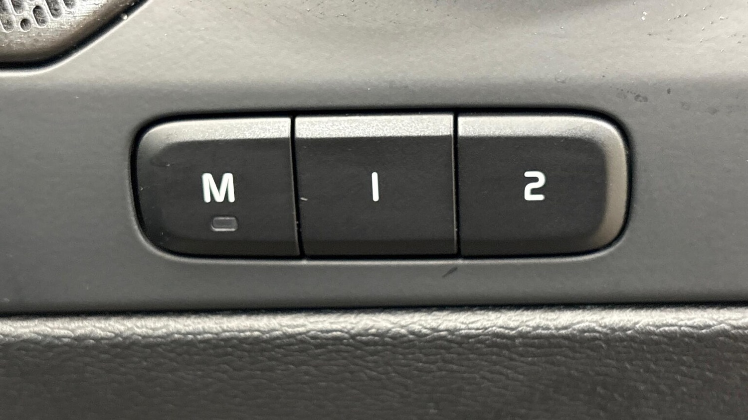 Used Volvo XC40 2024 for sale - 76422382: Photo 19