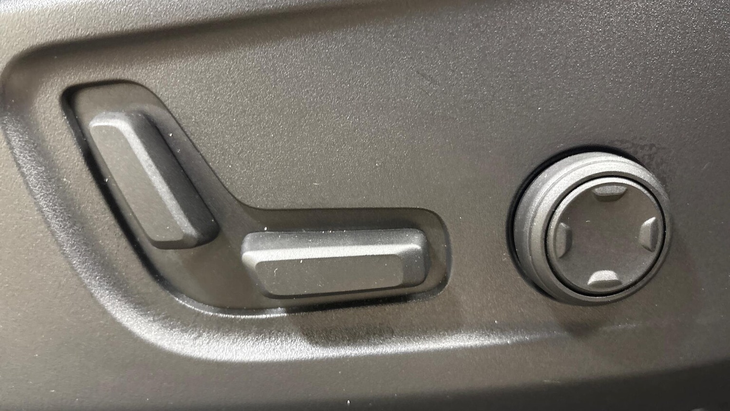 Used Volvo XC40 2024 for sale - 76422382: Photo 21