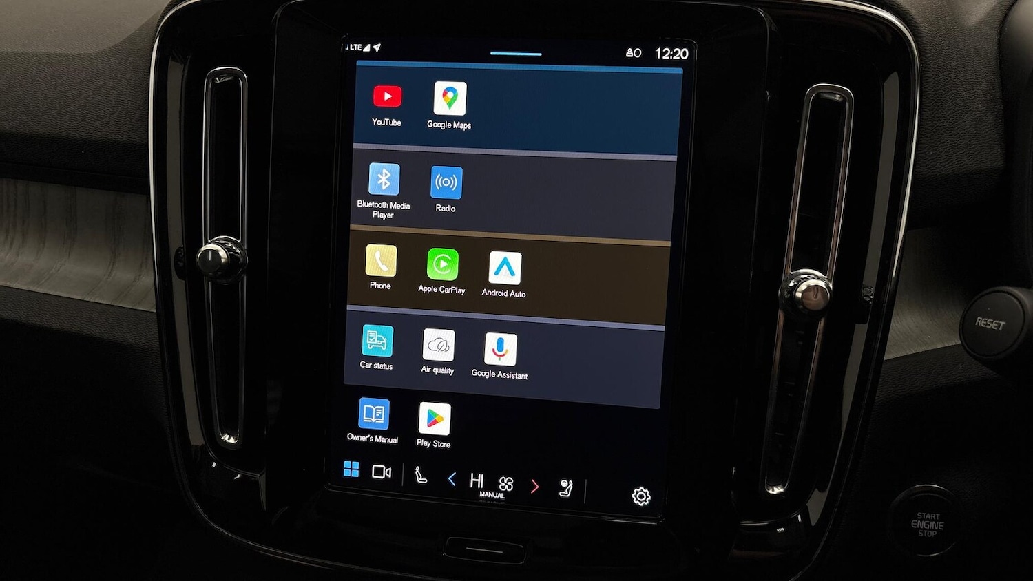 Used Volvo XC40 2024 for sale - 76422382: Photo 24