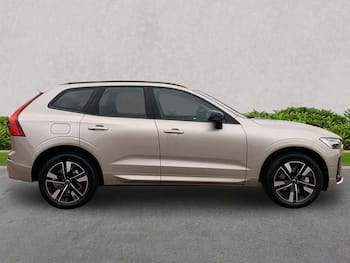Used Volvo XC60 2025 for sale - 79614908: Photo