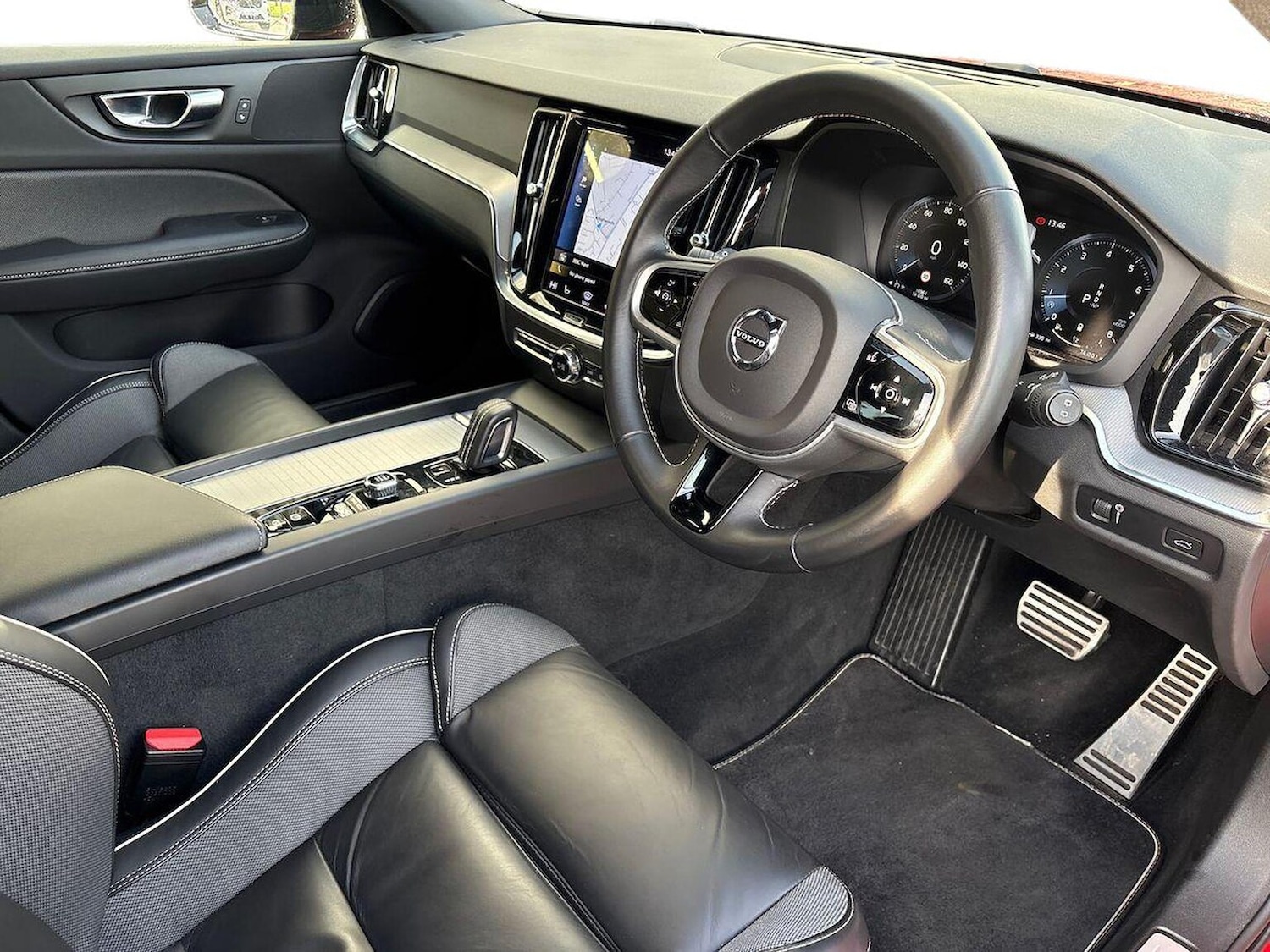 Used Volvo V60 2021 for sale - 77639335: Photo 15