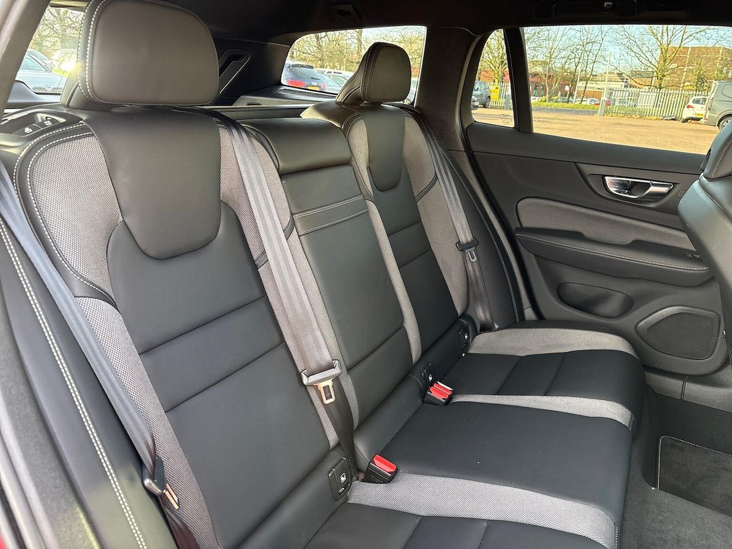 Used Volvo V60 2021 for sale - 77639335: Photo 16