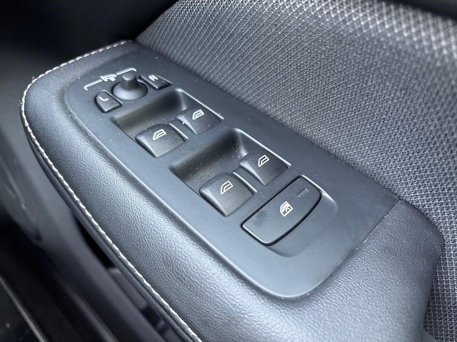 Used Volvo V60 2021 for sale - 77639335: Photo 21