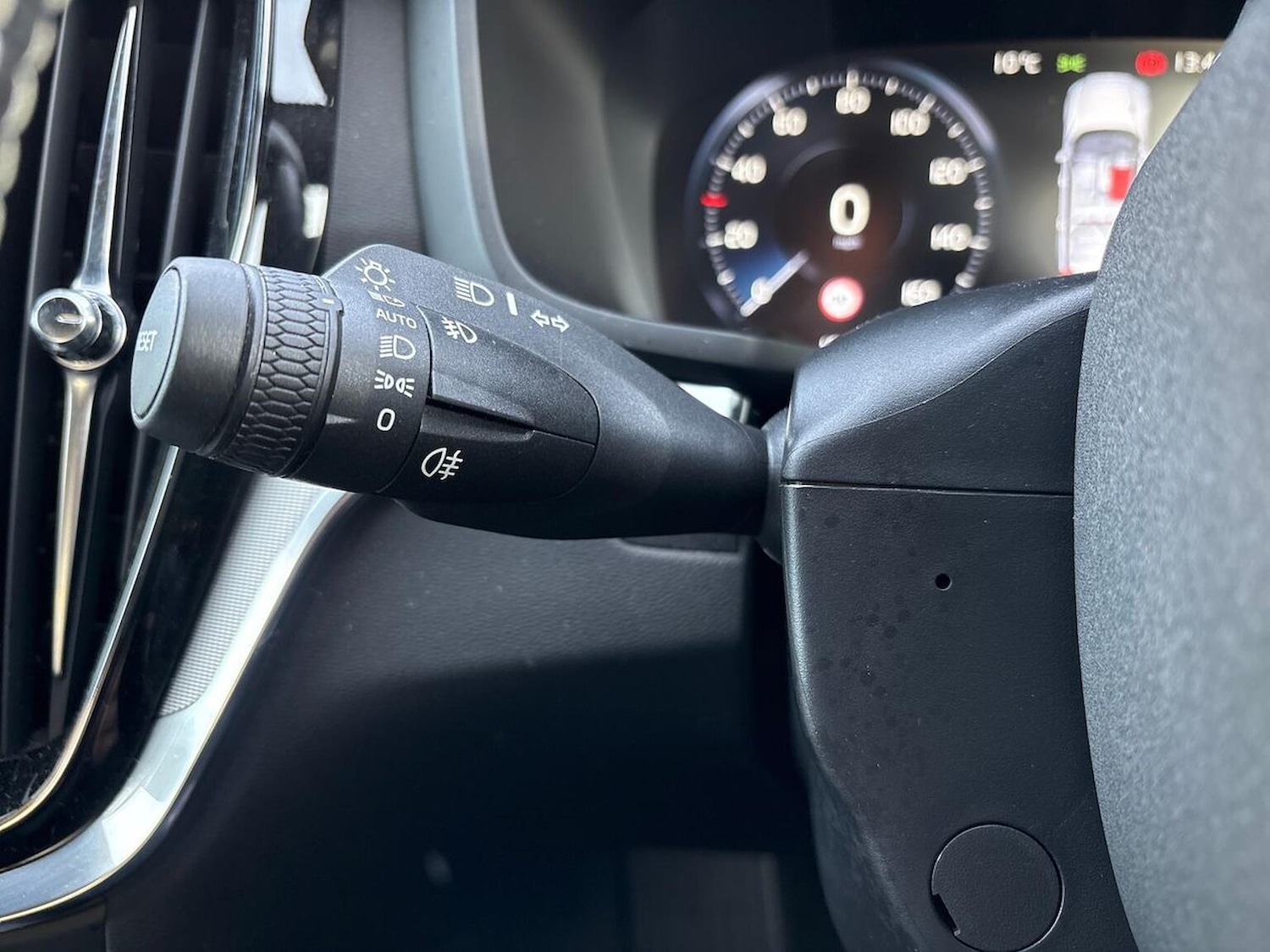 Used Volvo V60 2021 for sale - 77639335: Photo 29