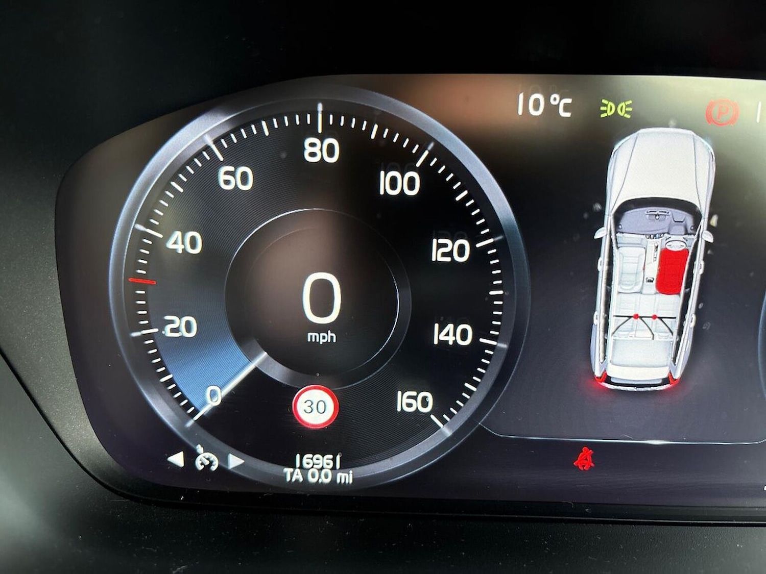 Used Volvo V60 2021 for sale - 77639335: Photo 31