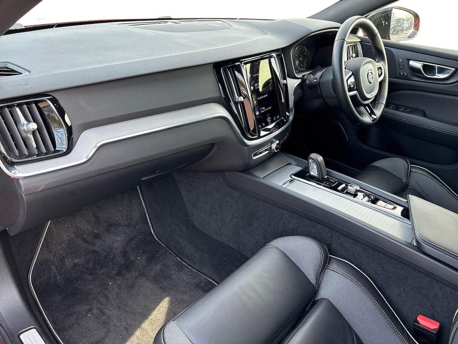 Used Volvo V60 2021 for sale - 77639335: Photo 7