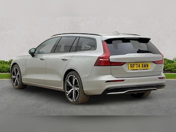 Used Volvo V60 2025 for sale - 77802094: Photo