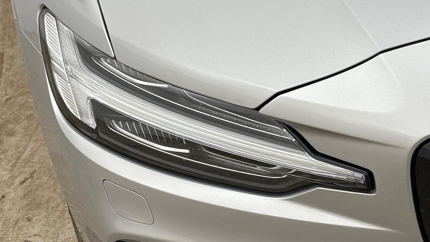 Used Volvo V60 2025 for sale - 77802094: Photo 34