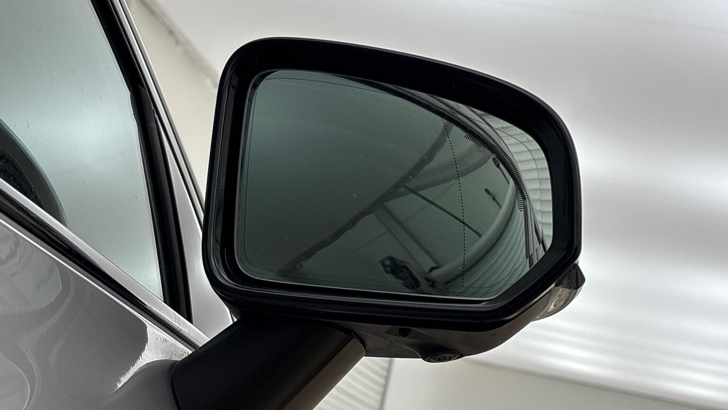 Used Volvo V60 2025 for sale - 77802094: Photo 36