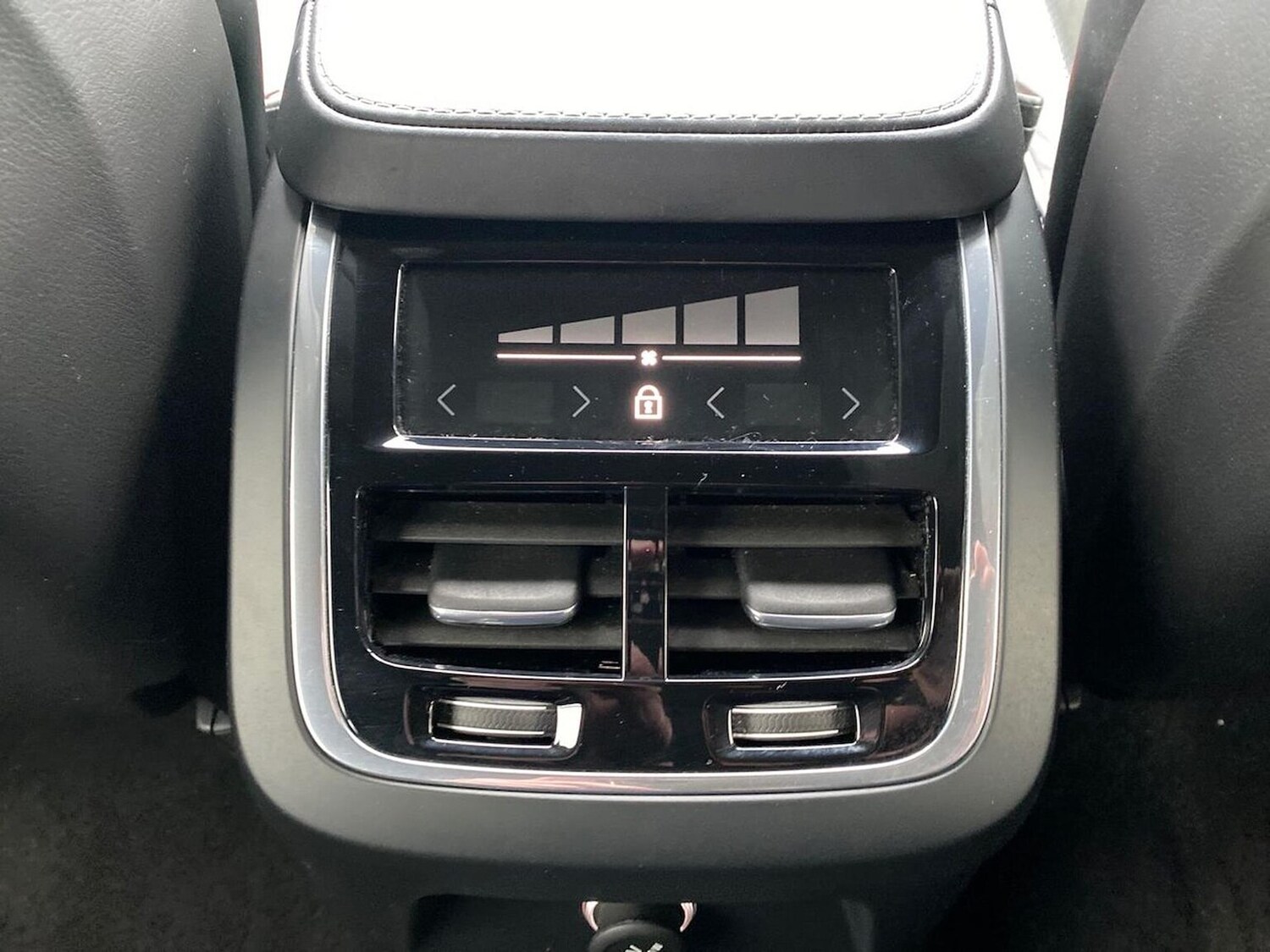 Used Volvo XC90 2020 for sale - 76490819: Photo 40