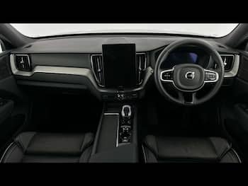 Used Volvo XC60 2025 for sale - 79679124: Photo