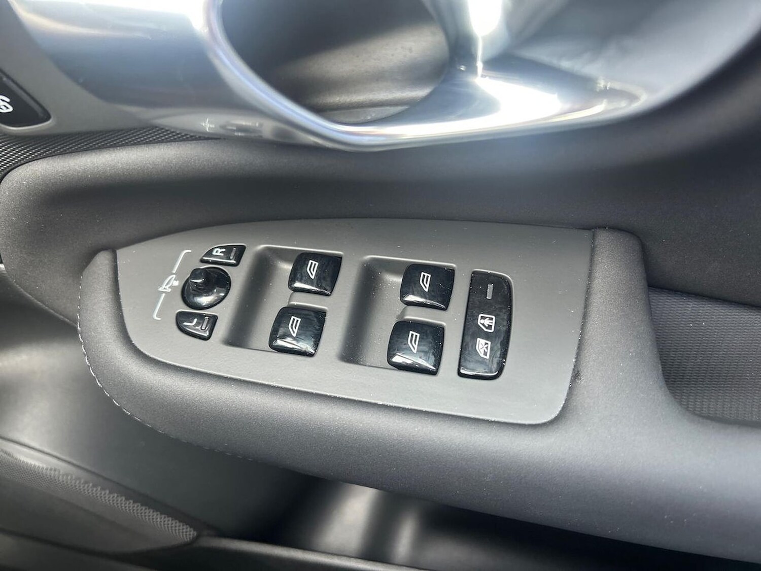 Used Volvo XC90 2025 for sale - 78193900: Photo 23