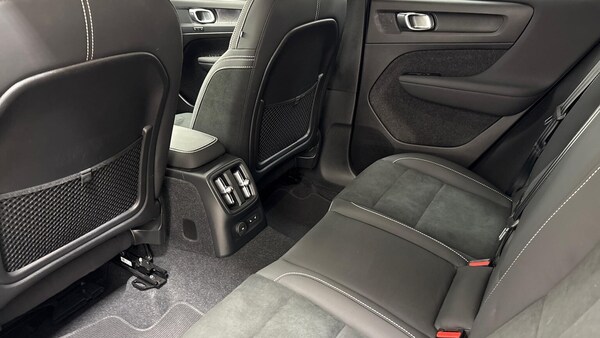 Used Volvo XC40 2023 for sale - 76207473: Photo 10