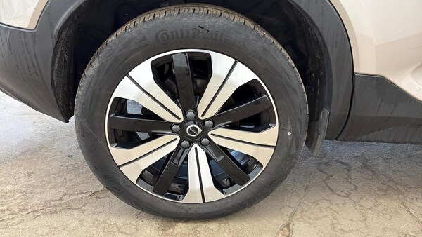 Used Volvo XC40 2023 for sale - 76207473: Photo 15