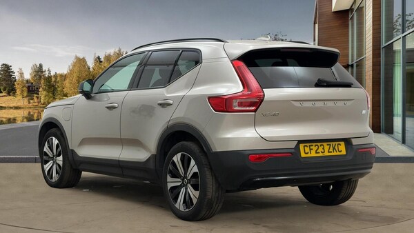 Used Volvo XC40 2023 for sale - 76207473: Photo 5