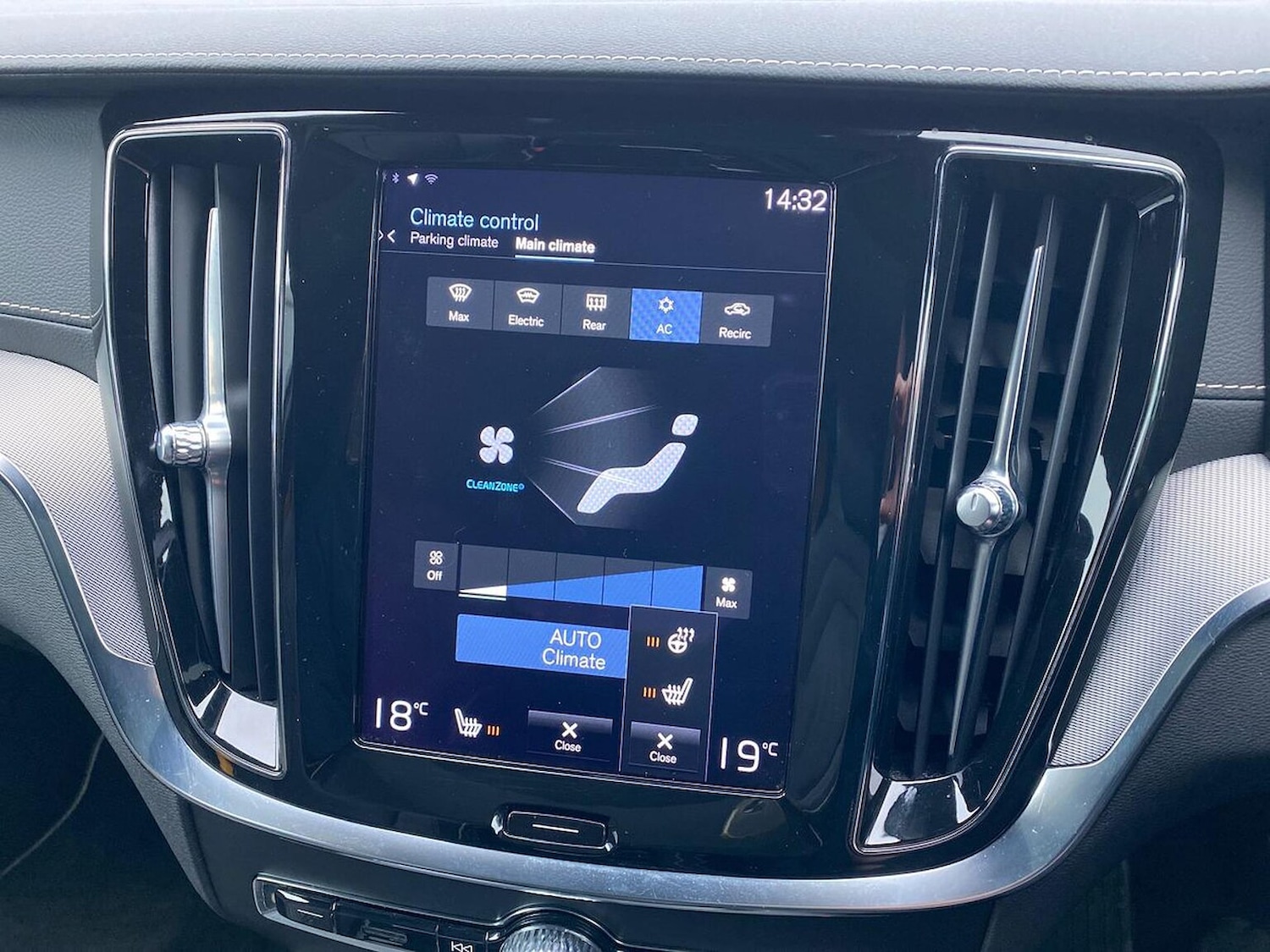 Used Volvo V60 2021 for sale - 77701302: Photo 12