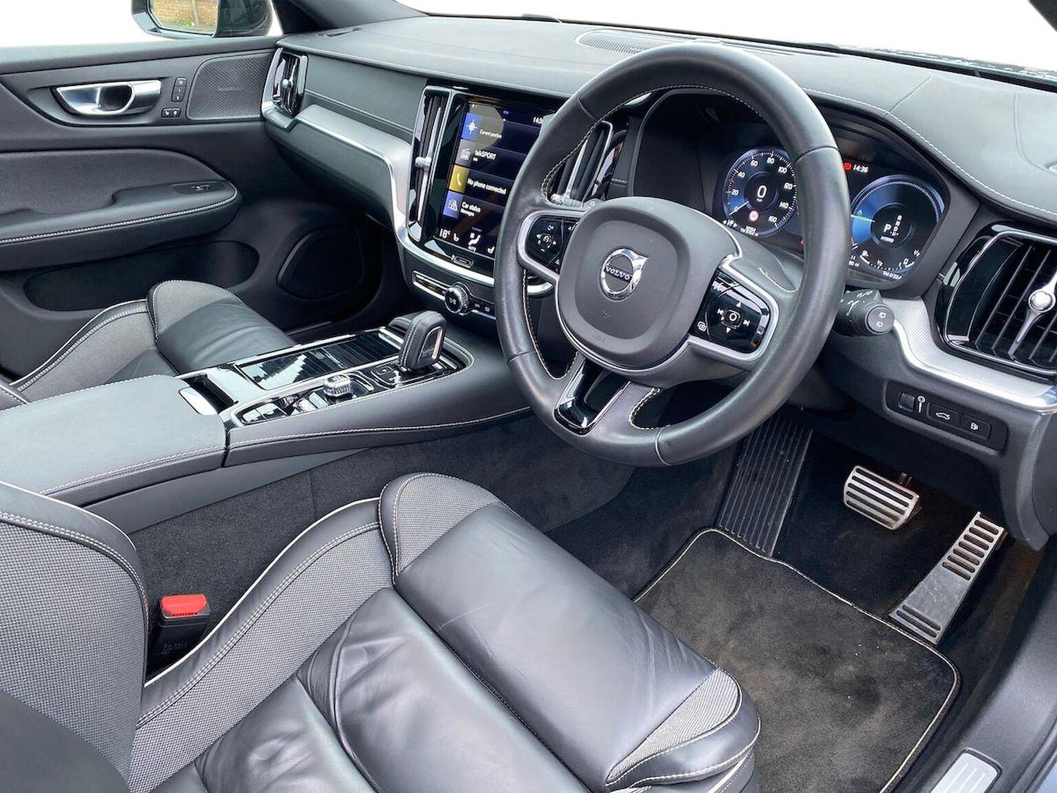 Used Volvo V60 2021 for sale - 77701302: Photo 15