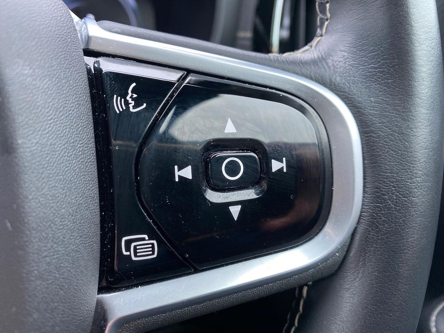 Used Volvo V60 2021 for sale - 77701302: Photo 26