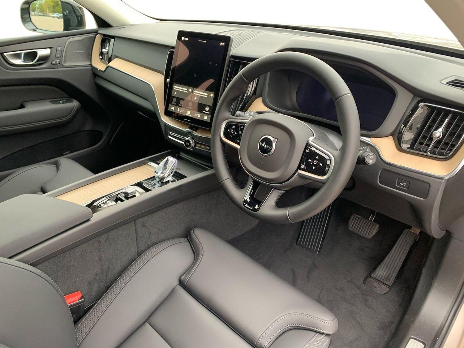 Used Volvo XC60 2025 for sale - 77487538: Photo 15