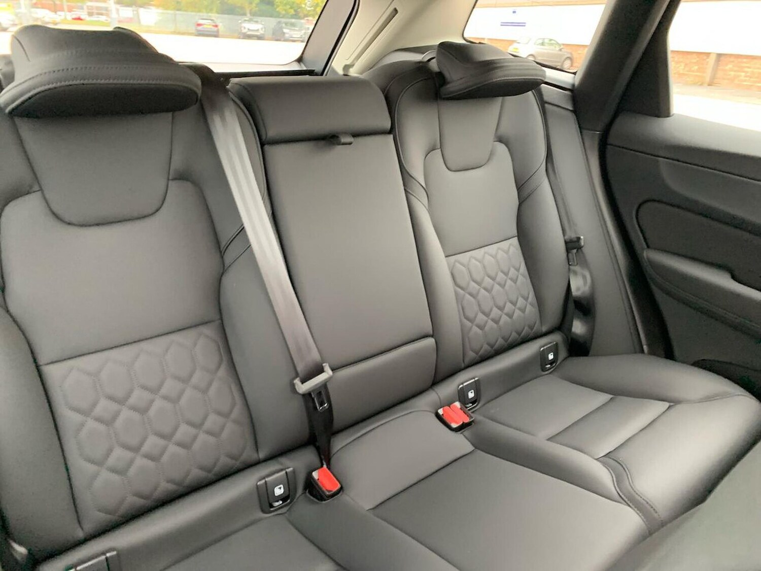 Used Volvo XC60 2025 for sale - 77487538: Photo 16