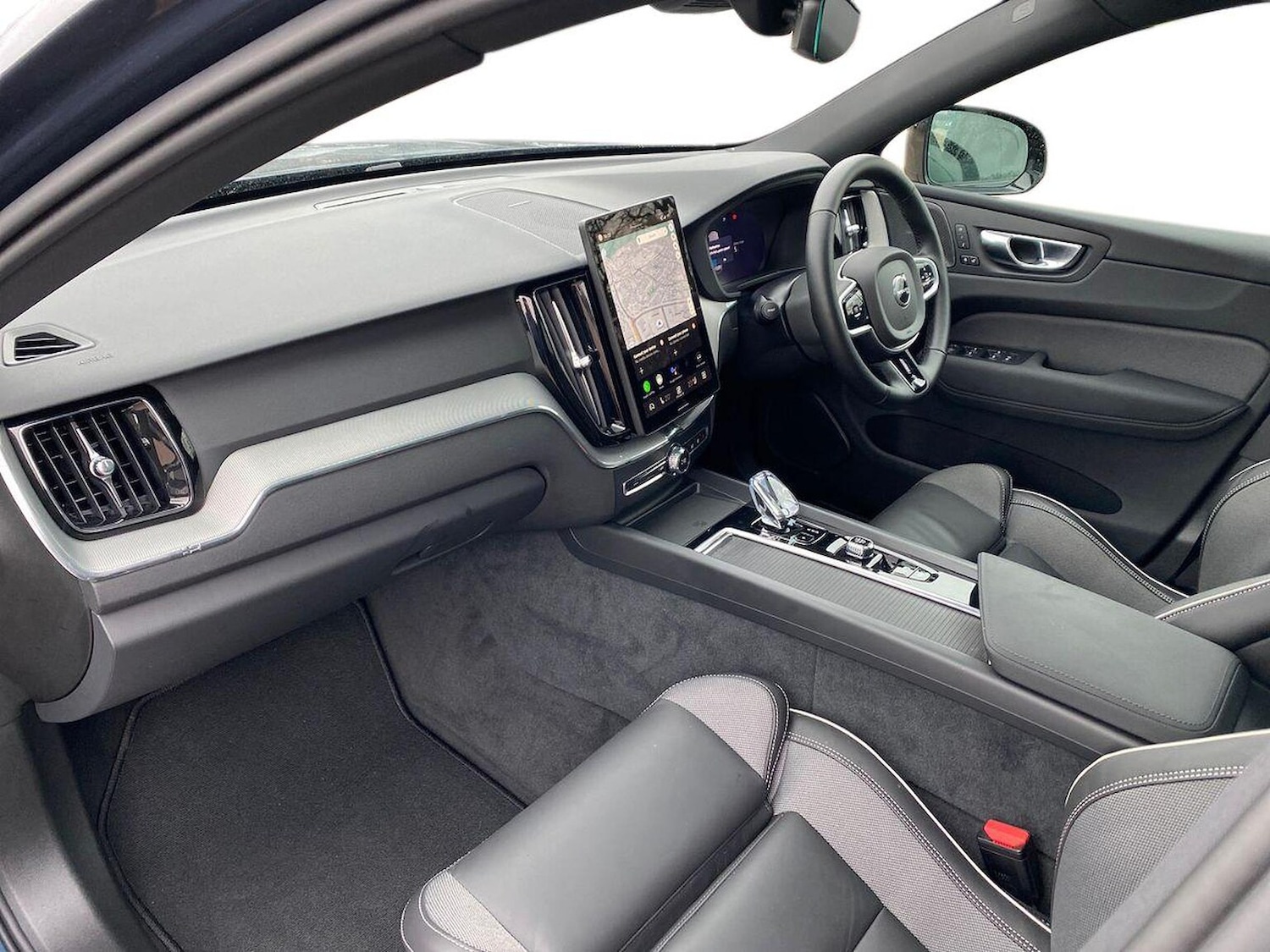 Used Volvo XC60 2025 for sale - 77522149: Photo 7