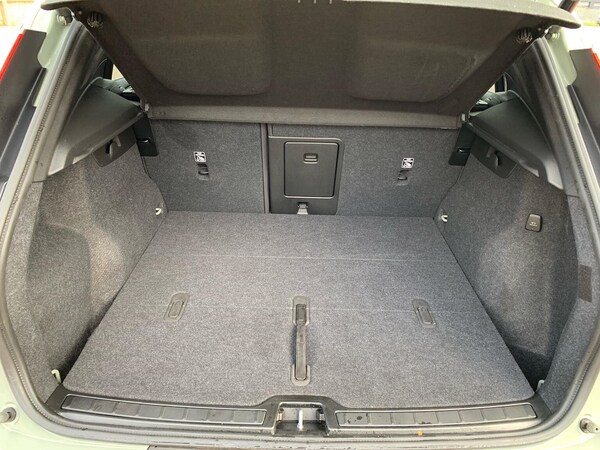 Used Volvo XC40 2024 for sale - 76179019: Photo 17