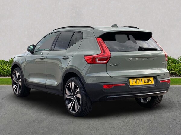 Used Volvo XC40 2024 for sale - 76179019: Photo 2