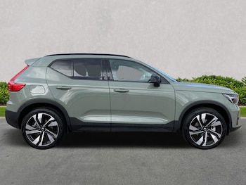 Used Volvo XC40 2024 for sale - 76179019: Photo 3