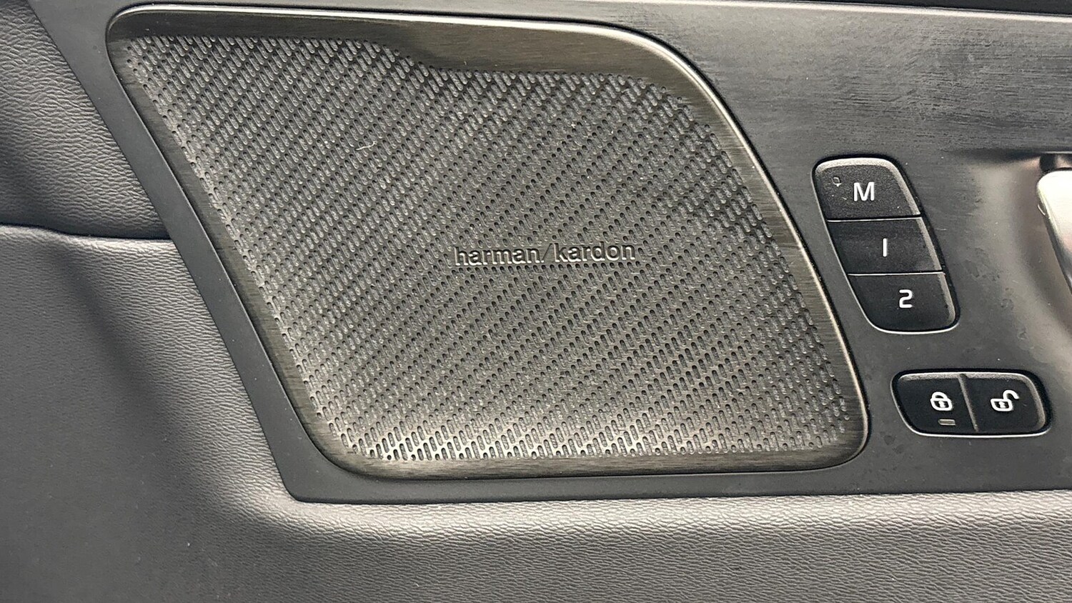 Used Volvo XC60 2025 for sale - 77802103: Photo 26