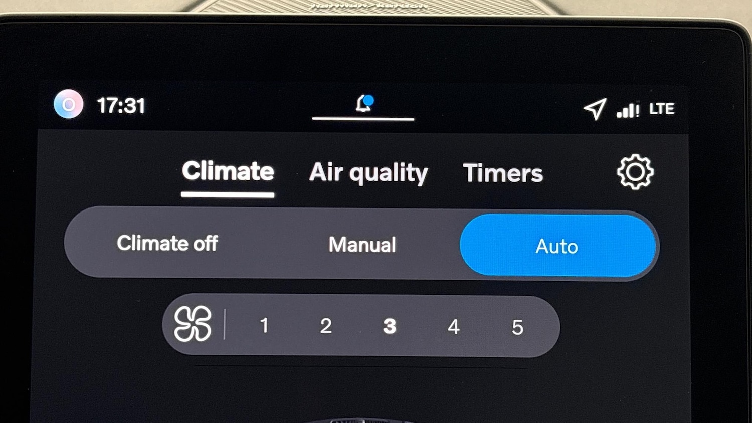 Used Volvo XC60 2025 for sale - 77802103: Photo 29