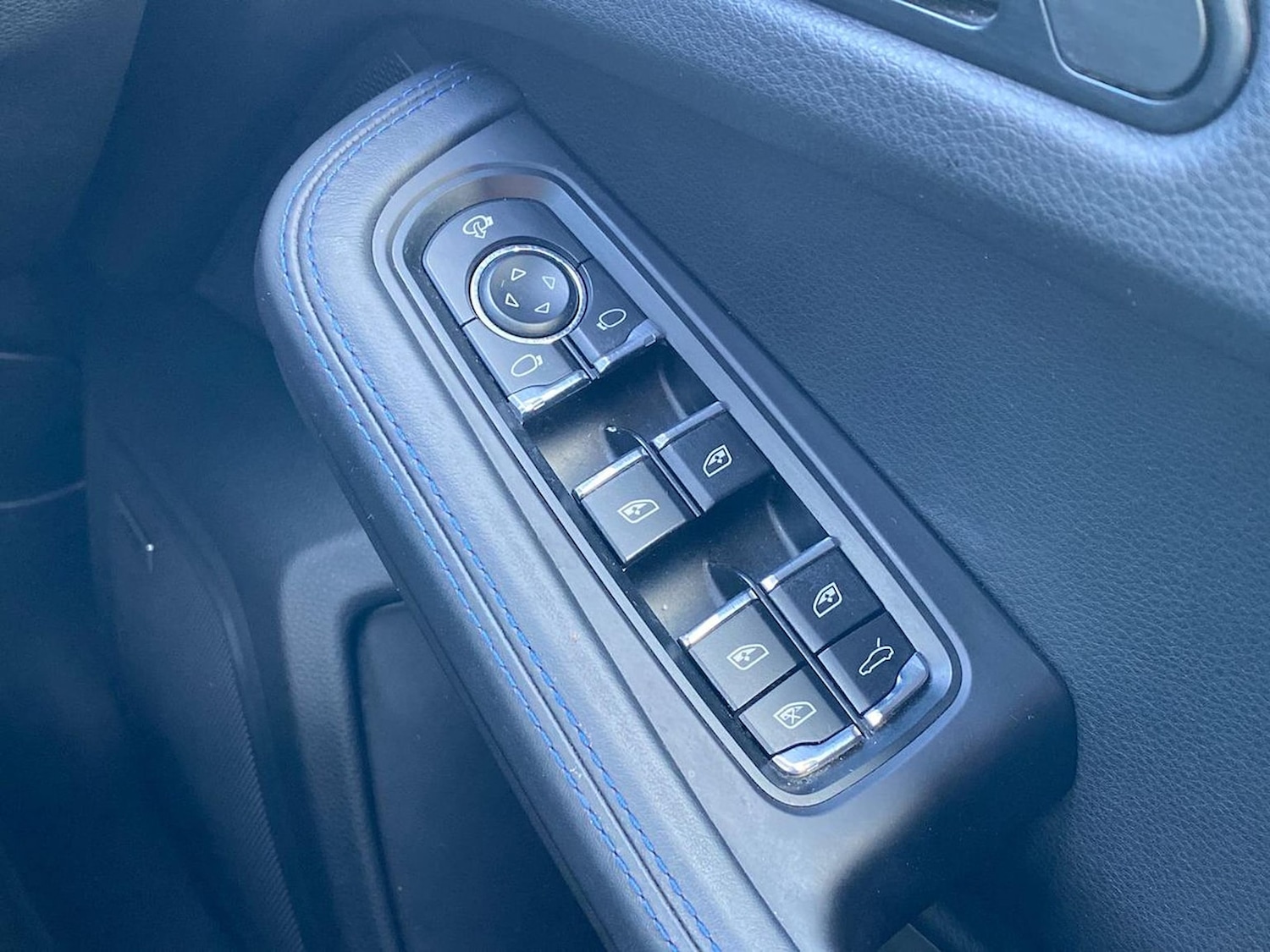 Used Porsche Macan 2023 for sale - 78193913: Photo 21