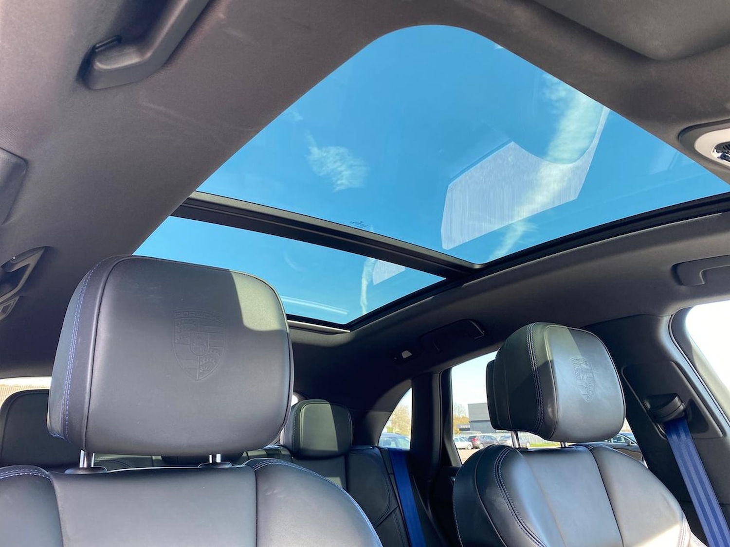 Used Porsche Macan 2023 for sale - 78193913: Photo 32