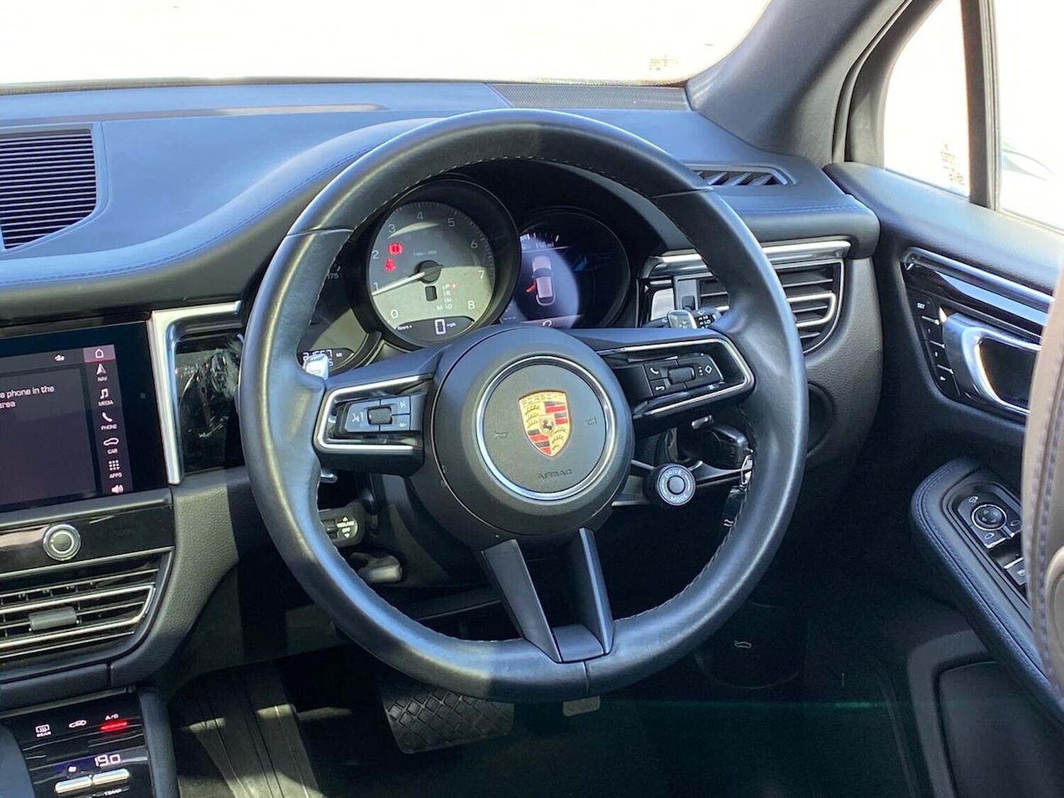 Used Porsche Macan 2023 for sale - 78193913: Photo 39