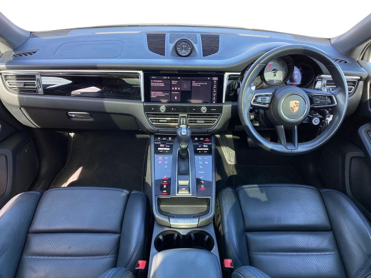 Used Porsche Macan 2023 for sale - 78193913: Photo 8