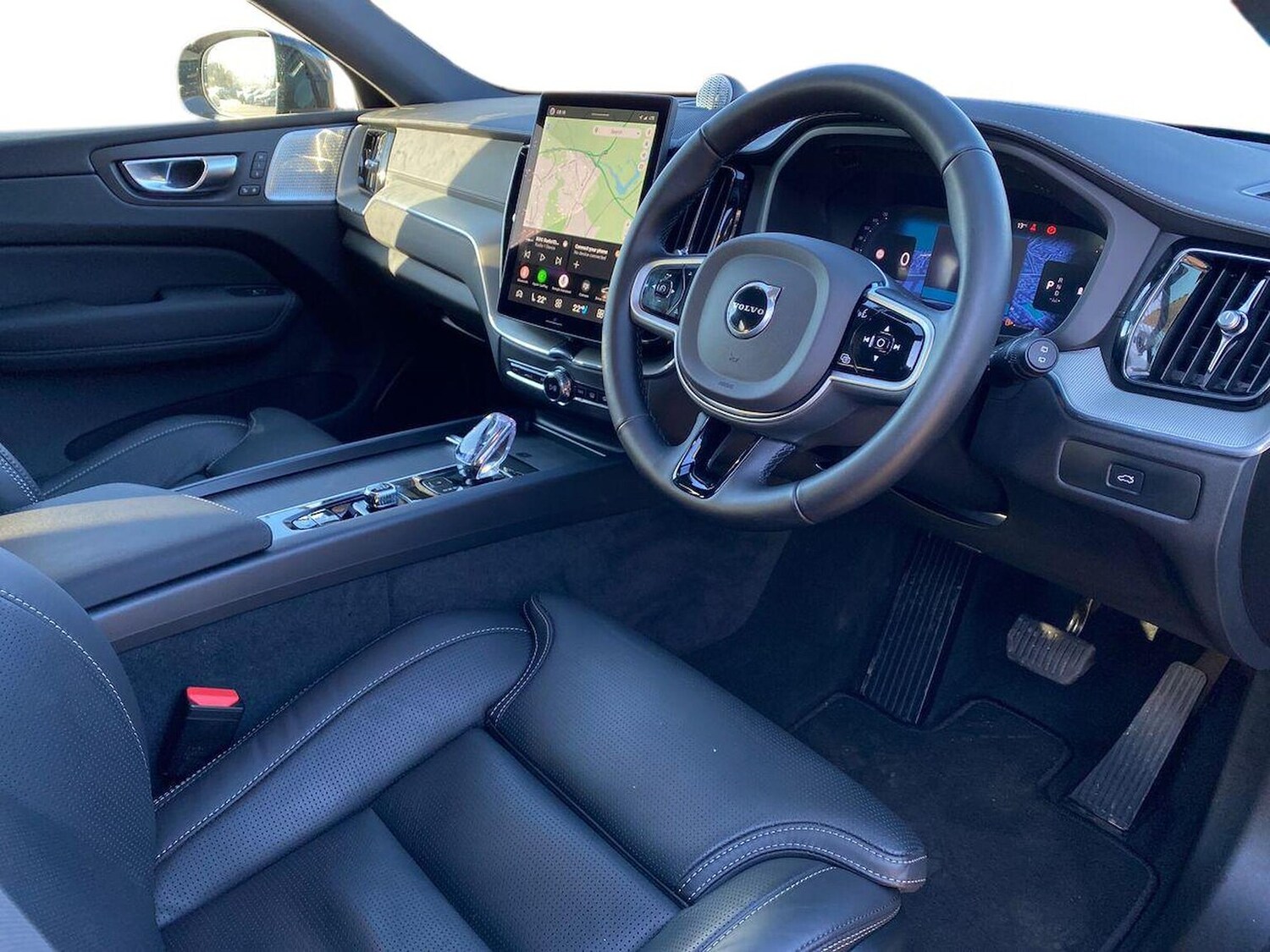 Used Volvo XC60 2025 for sale - 77984001: Photo 15