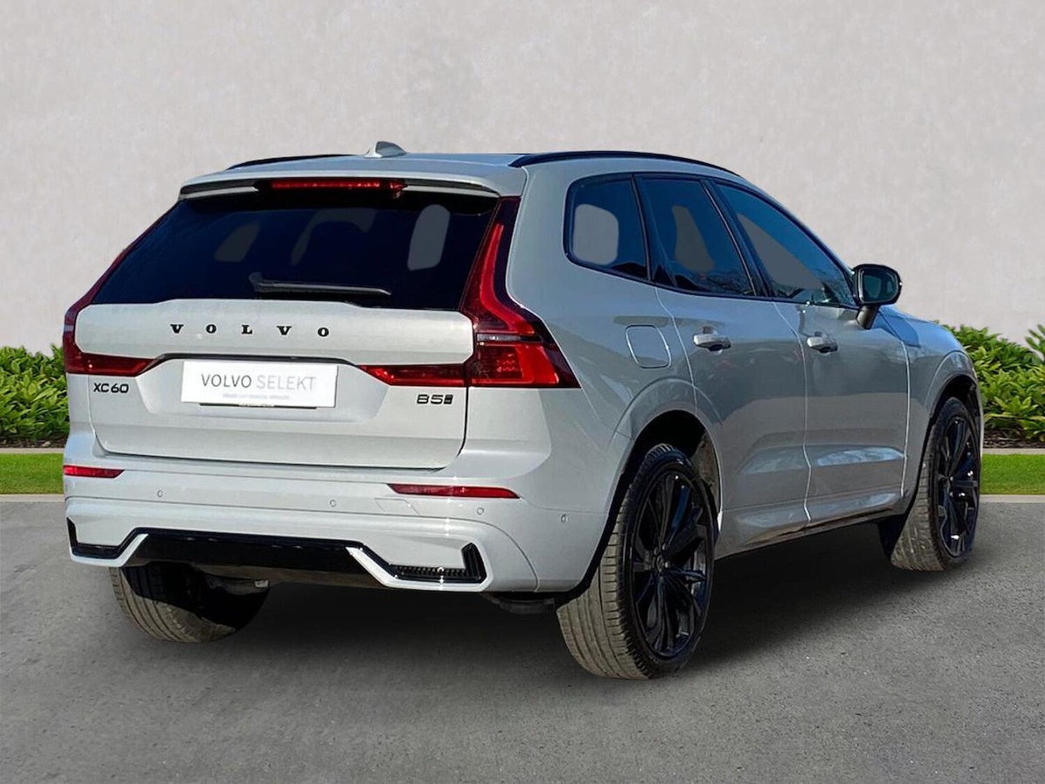 Used Volvo XC60 2025 for sale - 77984001: Photo 18