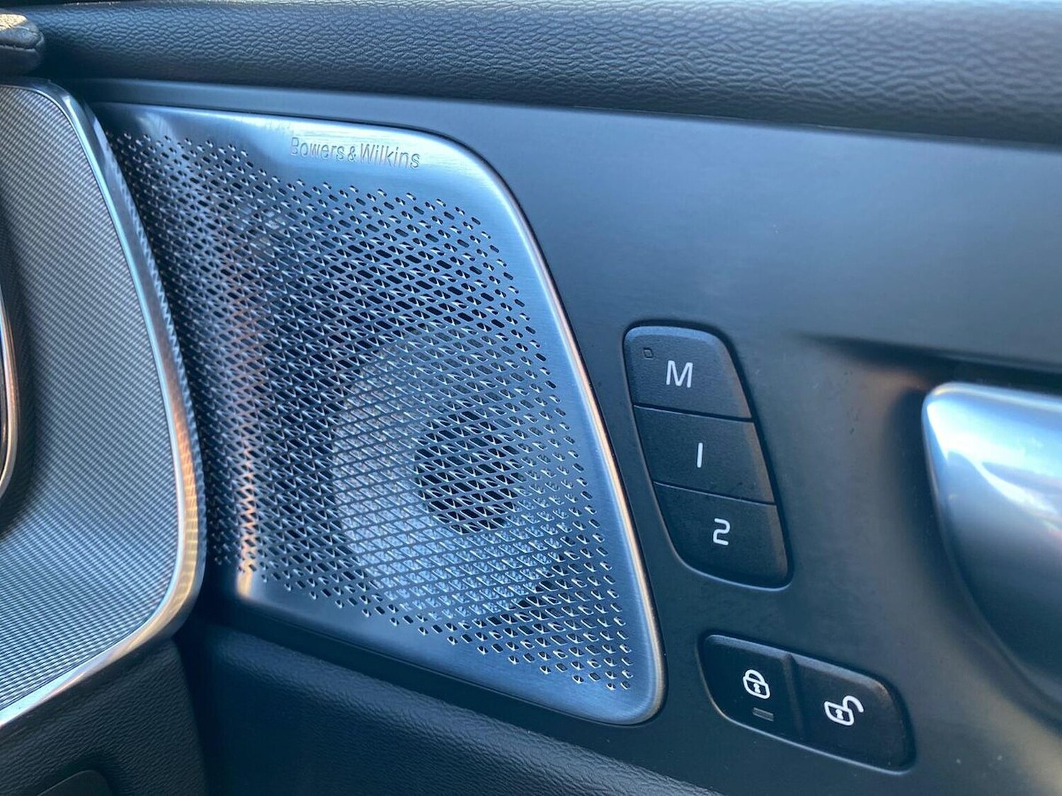 Used Volvo XC60 2025 for sale - 77984001: Photo 31