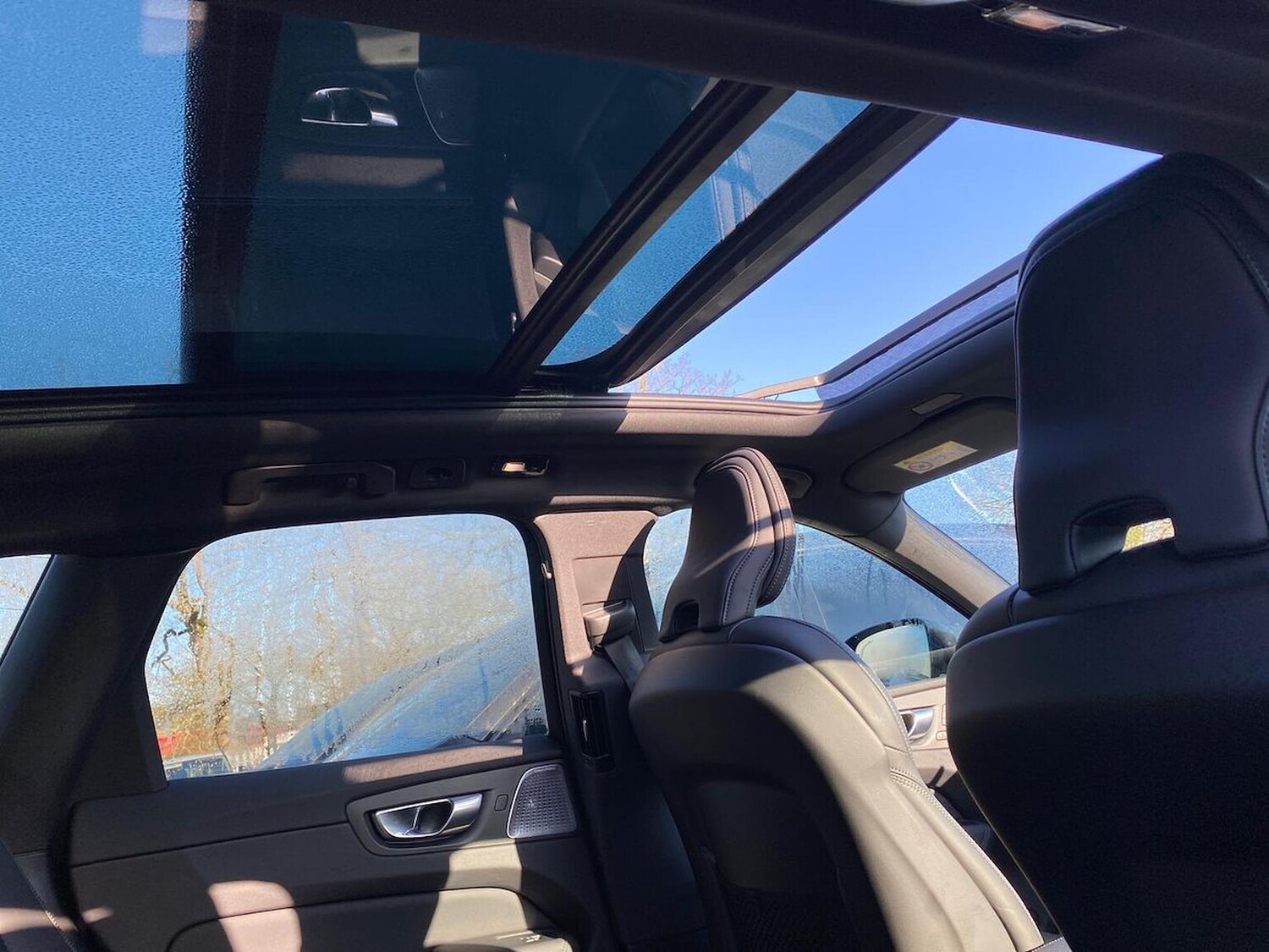 Used Volvo XC60 2025 for sale - 77984001: Photo 32