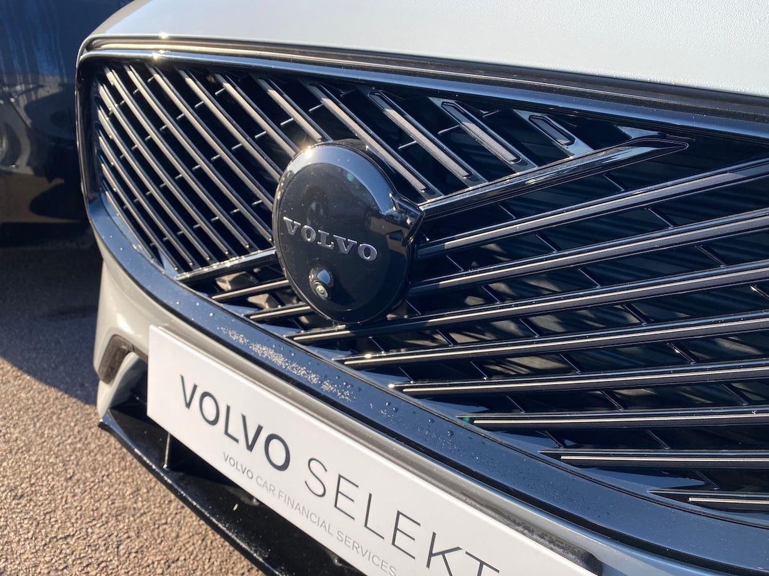 Used Volvo XC60 2025 for sale - 77984001: Photo 33