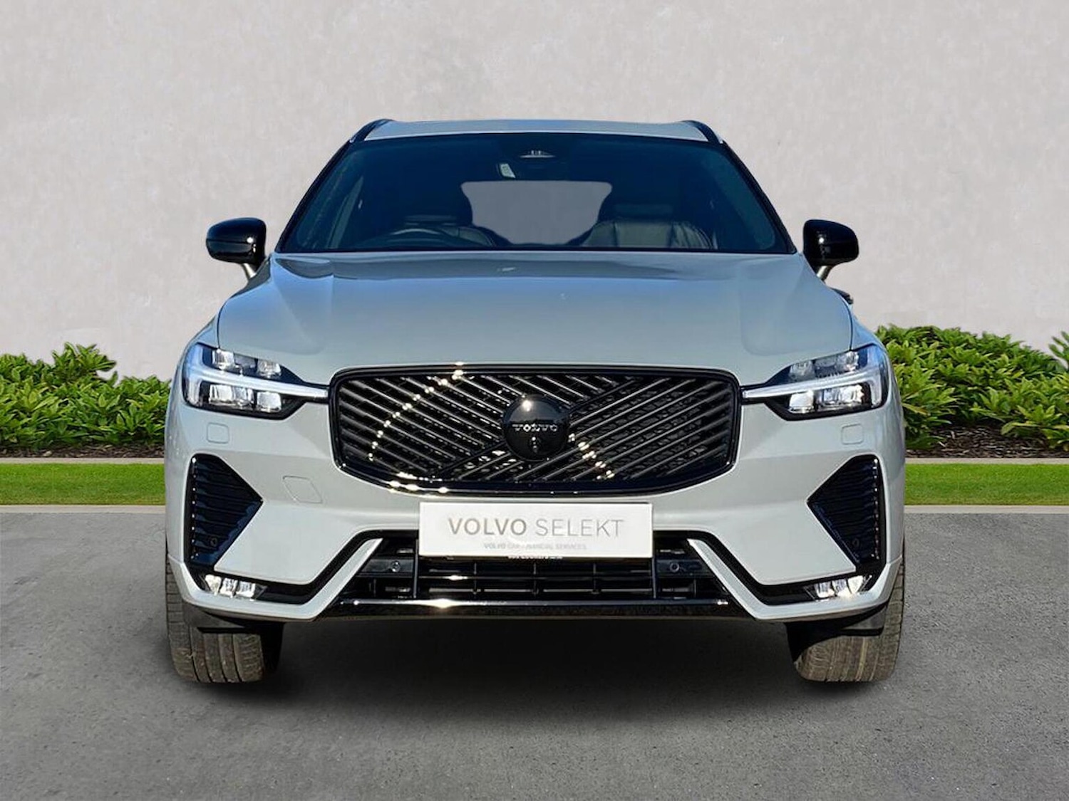 Used Volvo XC60 2025 for sale - 77984001: Photo 5