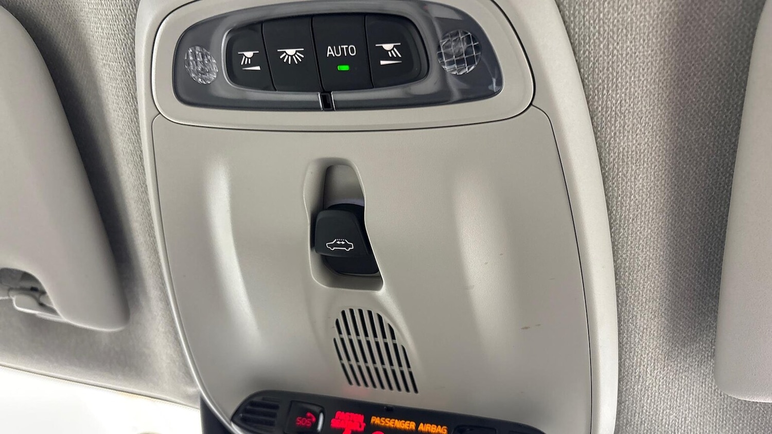 Used Volvo XC40 2022 for sale - 76969042: Photo 14