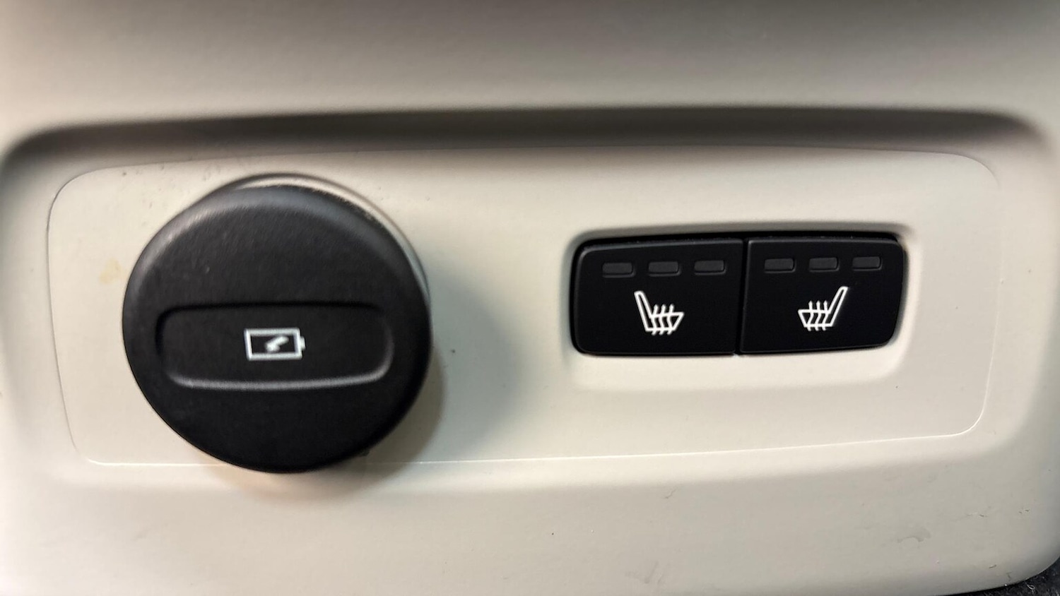 Used Volvo XC40 2022 for sale - 76969042: Photo 26